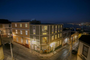 Casa Galos Hotel & Lofts